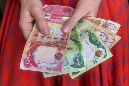 Dinar Detective Unraveling the Mystery Behind Iraq's Currency Speculation